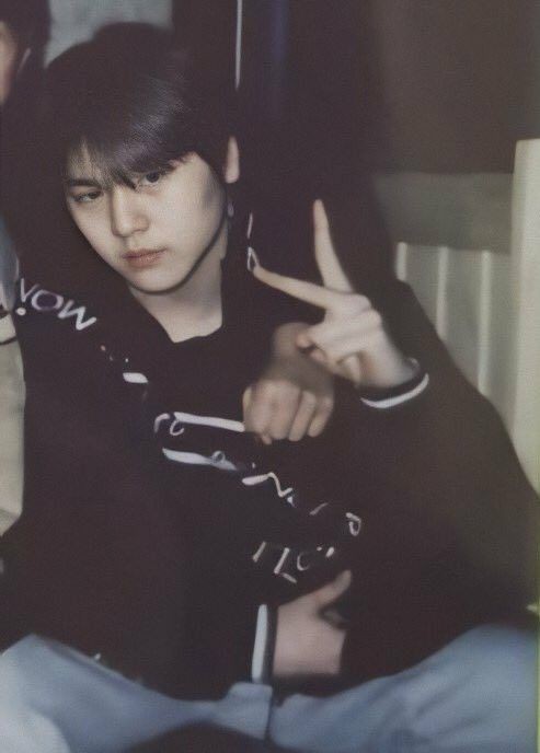 embark on a visual odyssey with me as i unveil a mind-blowing discovery captured in this photo. prepare to be awestruck and join the adventure of sharing this incredible moment with the world.