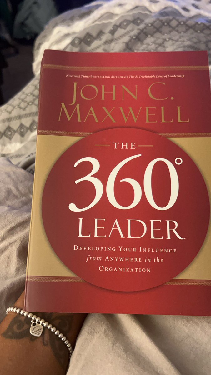 MrsMMatthews's tweet photo. My current read to bring me into 2024 and my next chapter 📖 

#leadership #leadershipmatters #leadershipdevelopment #eduleadership https://t.co/Jx4r8kpr5R
