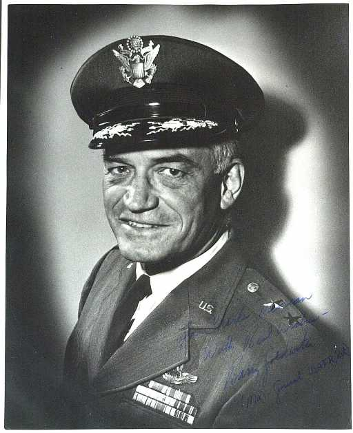 RazorFist's tweet photo. "I have no interest in streamlining government, for I mean to reduce its size. 
I do not undertake to promote welfare, for I propose to extend freedom. 
My aim is not to pass laws, but to repeal them."

—Barry Goldwater
'Conscience of a Conservative' (1960) https://t.co/ctYVC10SsX