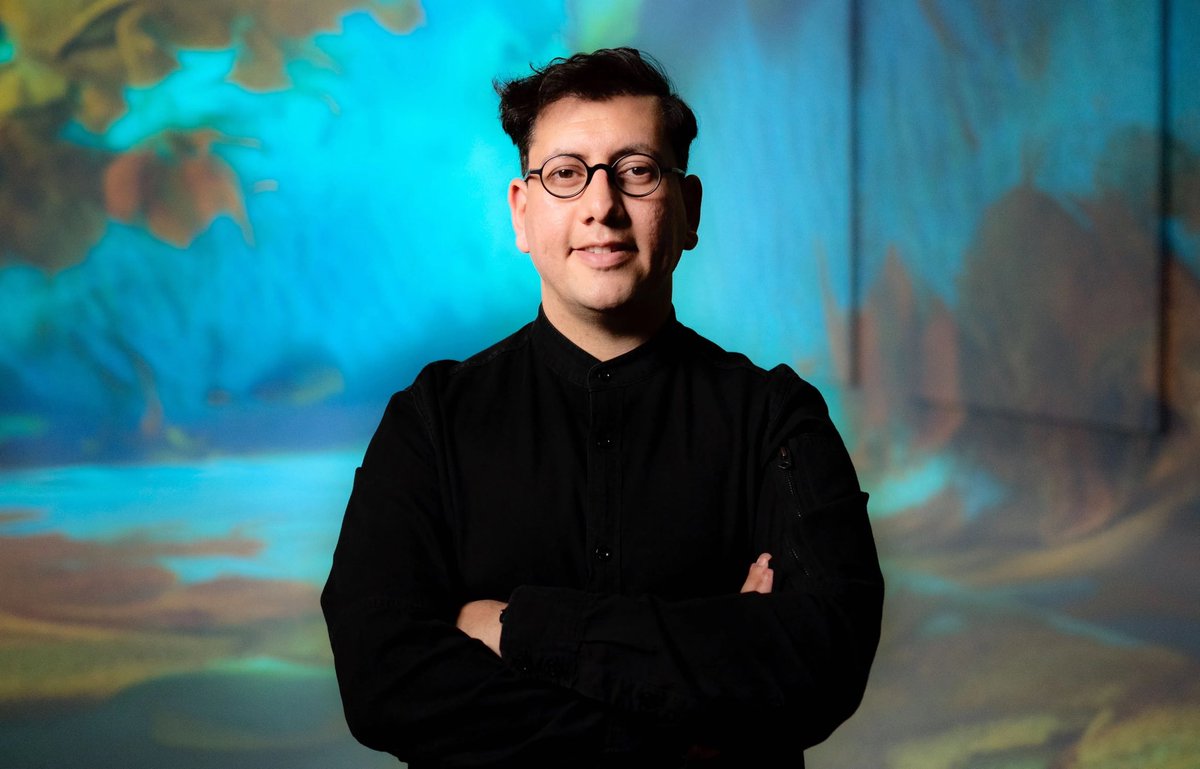 Absolutely_Film's tweet photo. 🚀 One month until the release of NFTY30, and we have an incredible guest to unveil—Refik Anadol @refikanadol ! 🎬 An internationally renowned media artist, director, and pioneer in the aesthetics of machine intelligence. Join us in anticipation for his fascinating insights at NFTY30! 🌐✨ #NFTY30 #Countdown #RefikAnadol #JoinUs

🚀 距离NFTY30发布仅剩一个月，我们很荣幸揭晓其中一位嘉宾——Refik Anadol！🎬 他是国际知名的媒体艺术家、导演，也是机器智能美学的先驱。期待他在NFTY30上分享的精彩见解！🌐✨ #NFTY30 #倒计时 #RefikAnadol 

NFTY30 출시 한 달 앞둔 가운데 게스트  Refik Anadol을 공개하게 되어 영광입니다.🎬그는 세계적으로 유명한 미디어 아티스트이자 감독이며 머신 인텔리전스 미학의 선구자입니다. 그가 NFTY30에서 공유할 멋진 견해를 기대합니다!🌐✨ #NFTY30 #카운트다운 #RefikAnadol