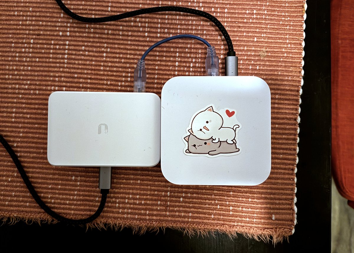 hunor's tweet photo. A big step to manage my girlfriend's network with customized @UniFiEverywhere #UnifiExpress
#msp https://t.co/uA7YgwtpOL