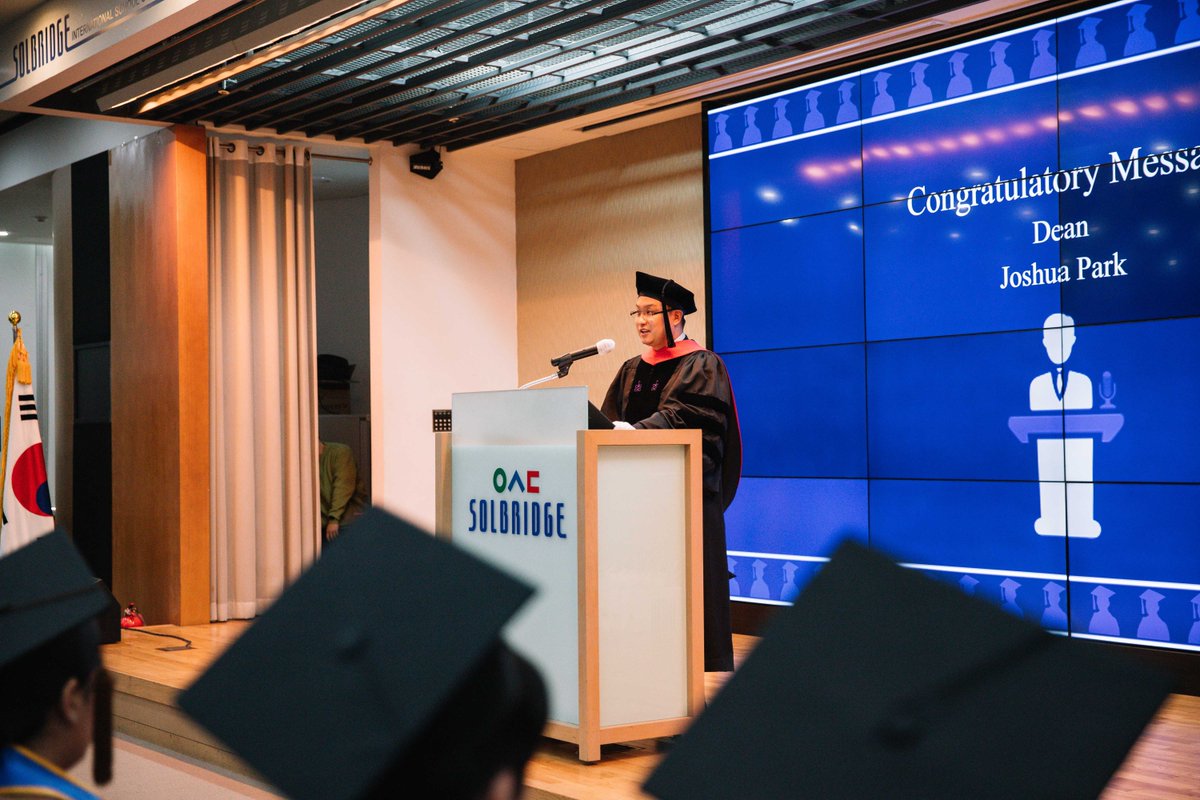 𝐂𝐨𝐧𝐠𝐫𝐚𝐭𝐮𝐥𝐚𝐭𝐢𝐨𝐧𝐬 𝐭𝐨 𝐂𝐥𝐚𝐬𝐬 𝐨𝐟 𝐅𝐚𝐥𝐥 𝟐𝟎𝟐𝟑!

Last Friday, our students’ hard work paid off as they successfully joined the SolBridge alumni list as the Class of Fall 2023.

#SolBridge #Graduation #studentlife