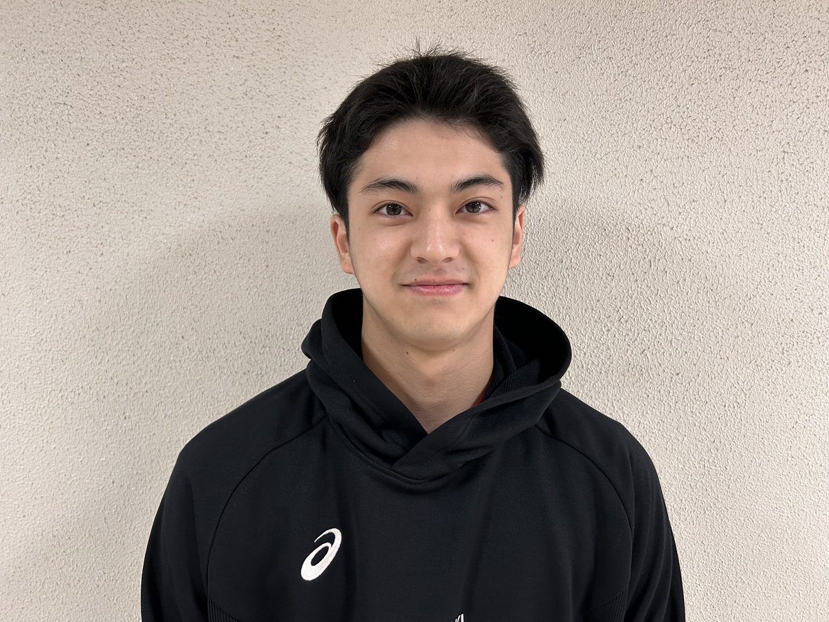 brave_thunders's tweet photo. 日本大学の #米須玲音 選手が #川崎ブレイブサンダース トップチームの練習に参加することになりましたのでお伝えいたします⛹️
また現在米須選手は怪我をしているため、リハビリなどを実施していきます💪 https://t.co/MYWjZ9itqQ