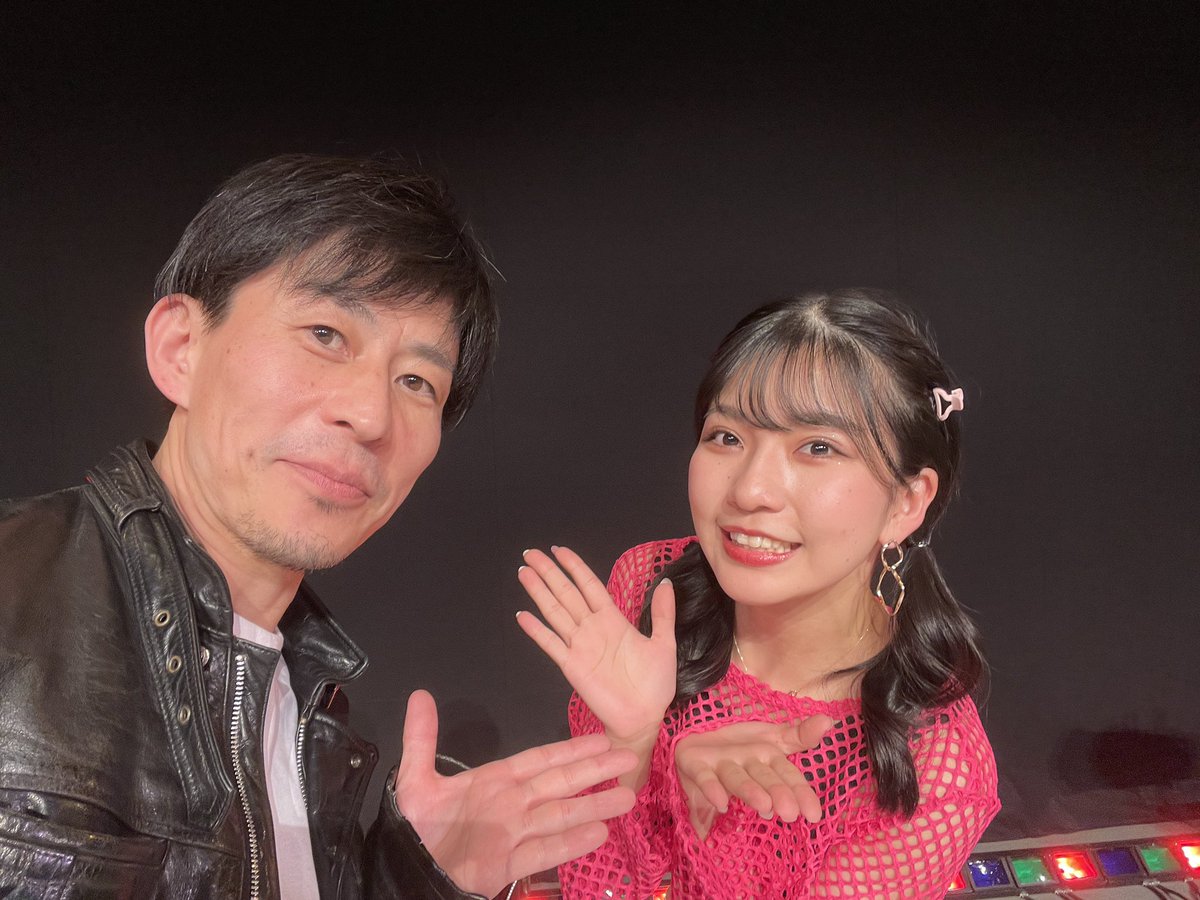 AsadaKyouya's tweet photo. キョウヤです
#CallbackTokyo
musical show case live
「It’s Time To Change!」
でご一緒した、#猪谷茉由 さんは
#KissFM 「#ネッツトヨタ兵庫 プレゼンツ 麻田キョウヤのFriday Night Drivin'」
でお馴染み、#弁護士しんちゃん のお知り合いの娘さん!
東京での、偶然の共演にびっくり! https://t.co/s5lY1NWKKJ