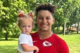 RyanSchenk12's tweet photo. PATRICK HOMLES WHAT HAPPENED? Just watches your game monday football, what you think this is funny ball? 20 too many points 15 max I’d say. It’s not been merry Christmas when you are ruffing the passer please take this into consideration!!!!!!!! https://t.co/Bhm5FL7BQz