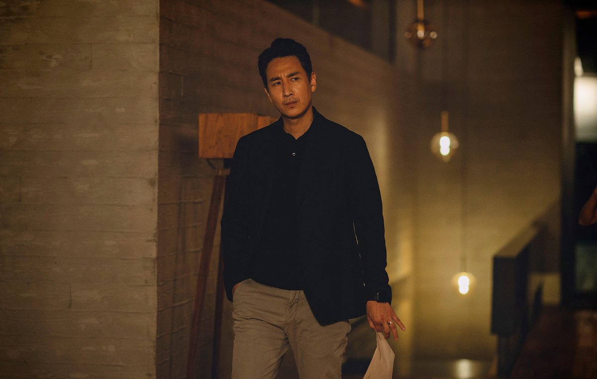 FilmMomatic's tweet photo. R.I.P - Lee Sun-kyun, such a talented actor. My thoughts are for his family and loved ones. https://t.co/s5C3JphFWR