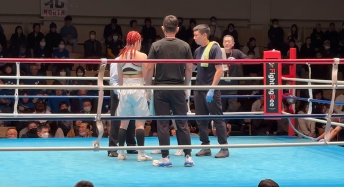 boxing_rh's tweet photo. 試合ですが勝つことが出来ました。
インタビューで東京から三重と言ってしまい…それも藍なのでよろしくお願いします😂
皆様の応援、そして何よりteam一力のパワーは私にとって大きかったです。
必ずチャンピオンになるのでまた来年も応援よろしくお願い致します。
インスタも来てください！ https://t.co/xxoc9efC6W