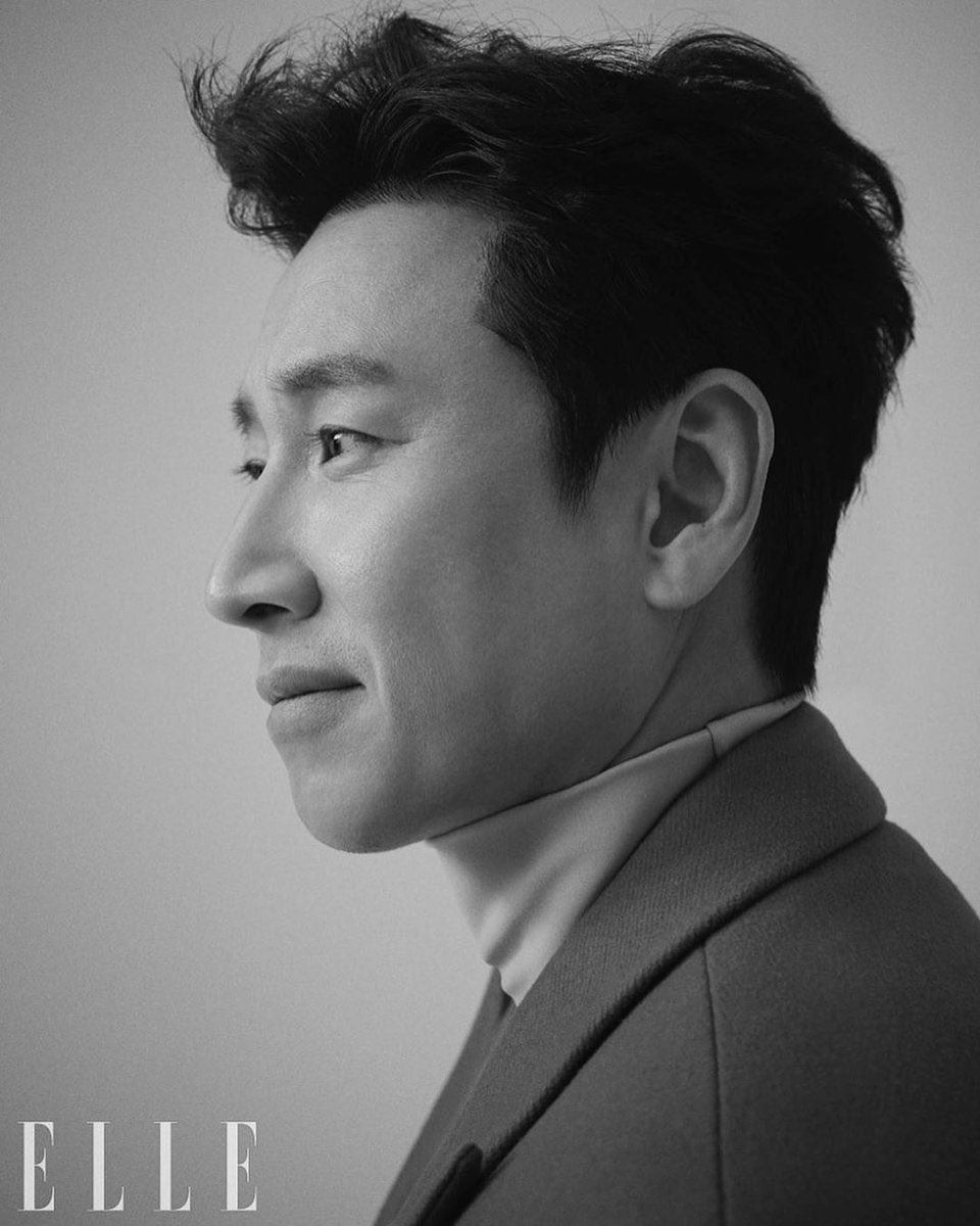 #LeeSunKyun has passed away today, may he rest in peace and our deepest condolences to the ones he leaves behind.