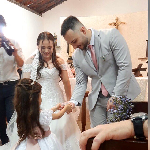 claudiolima95's tweet photo. 💍🙏🏻❤️ https://t.co/NRpAiLJiMo