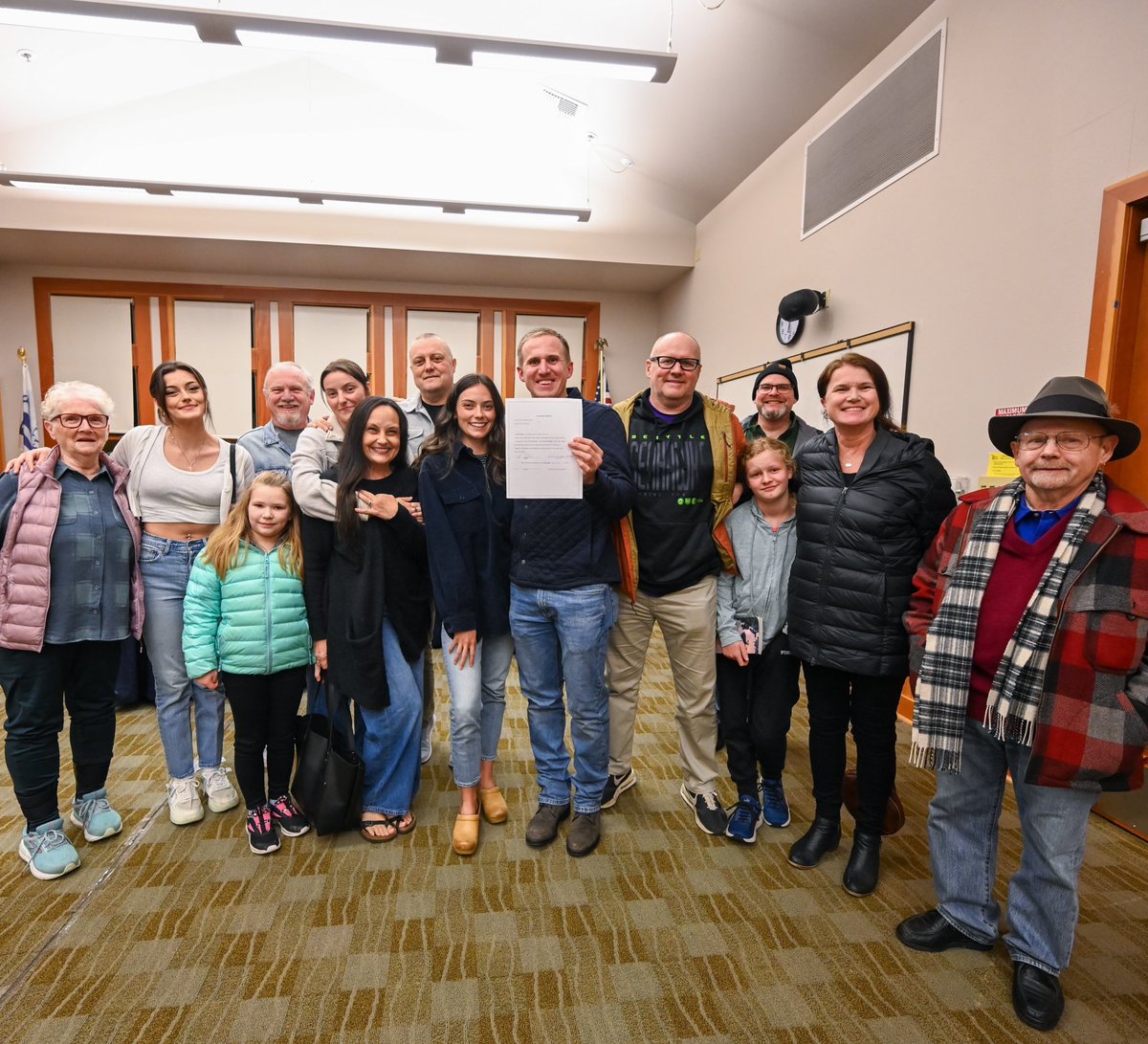 JoshPhillipsGU's tweet photo. Took my Oath of Office tonight! #votephillips #ilwaco https://t.co/kbJ3qKirJb