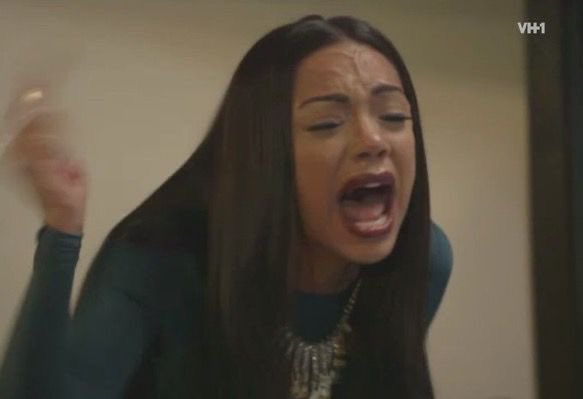 Y’ALL KEEP SAYING DRINK WATER FOR CLEAR SKIN BUT ALL I GET IS PEE!!