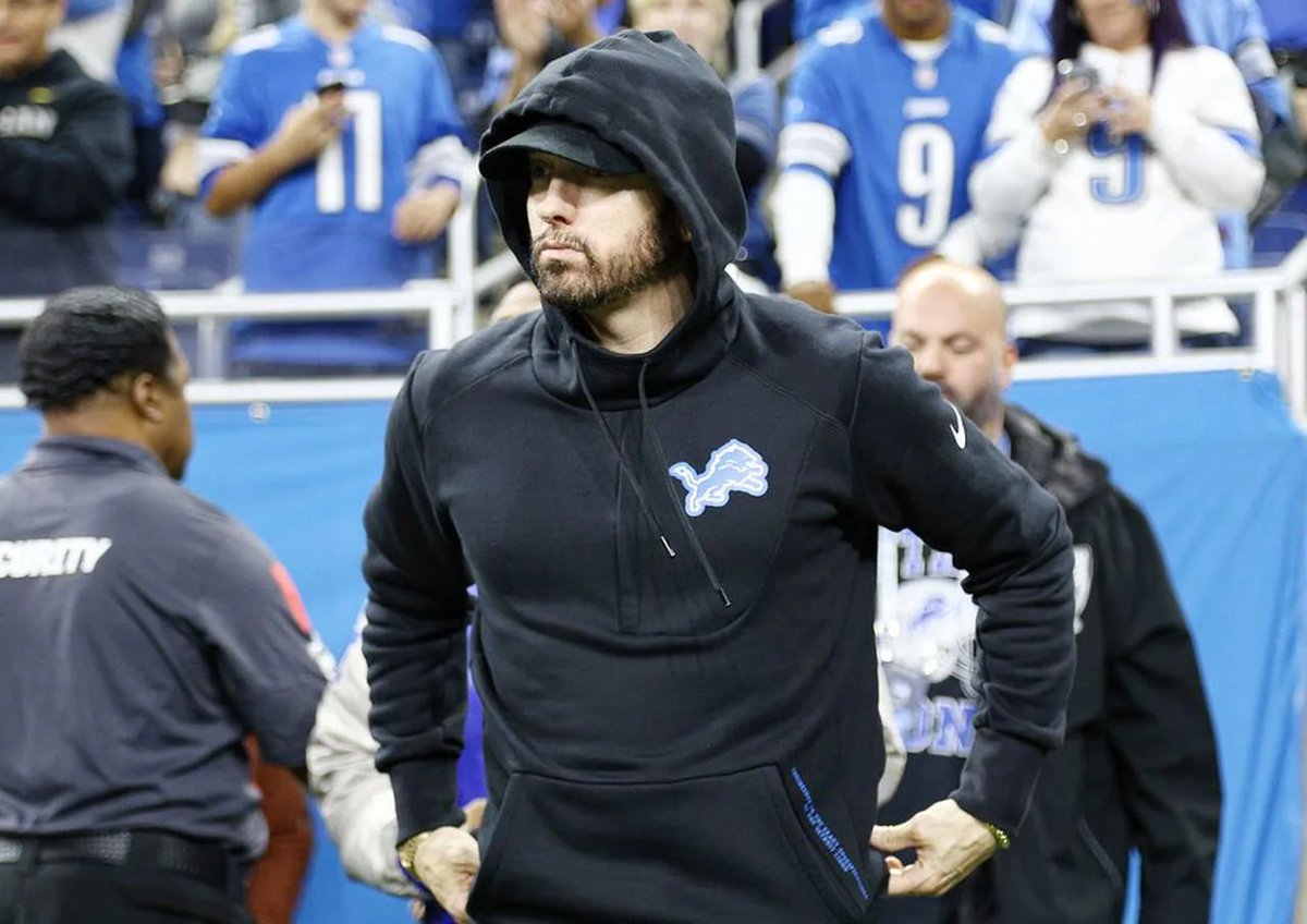 I would love to see Eminem do a halftime show for the Detroit Lions playoff game this season.