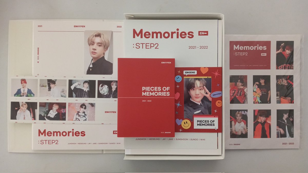 ipeunluver's tweet photo. late feedback but thank you so much for our smooth transaction, @pshavencart! i finally have these enha memories after months of contemplating whether to buy or not. love my pulls &amp; the official merch as freebies 🤍

[ 💫 #for_ipnlvr | #pshaven_feedbacks ] https://t.co/wFtDFwic9X