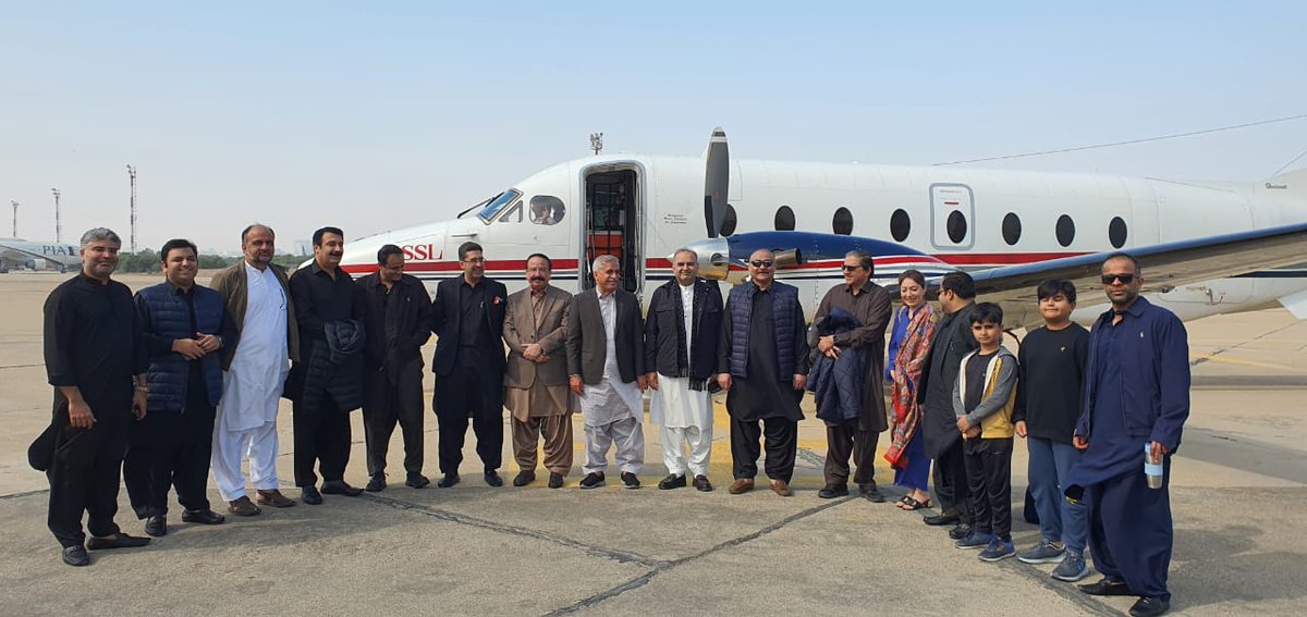 SyedAghaPPP's tweet photo. En route to Larkana.🤲

#SalamBenazirBhutto https://t.co/YoBx83qOkX