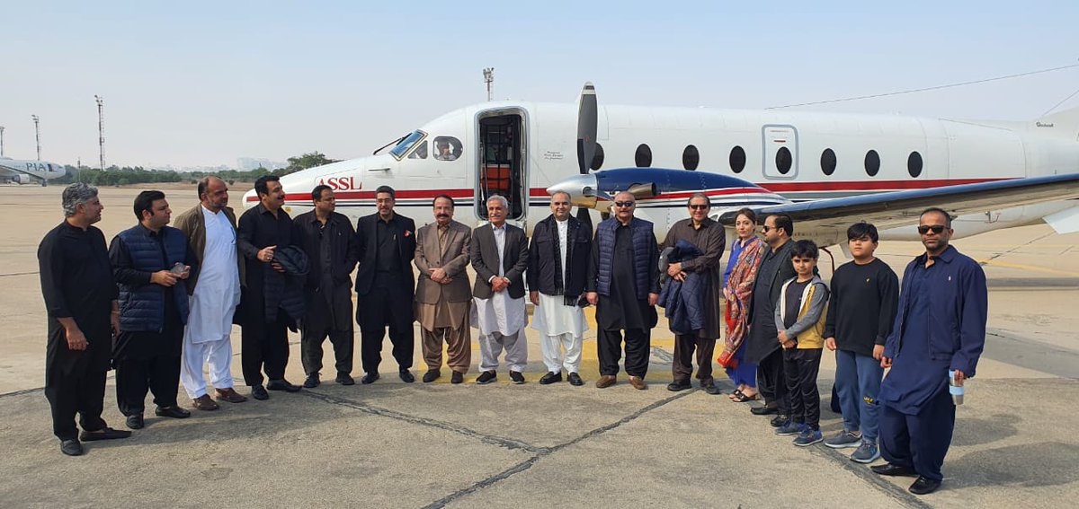 SyedAghaPPP's tweet photo. En route to Larkana.🤲

#SalamBenazirBhutto https://t.co/YoBx83qOkX