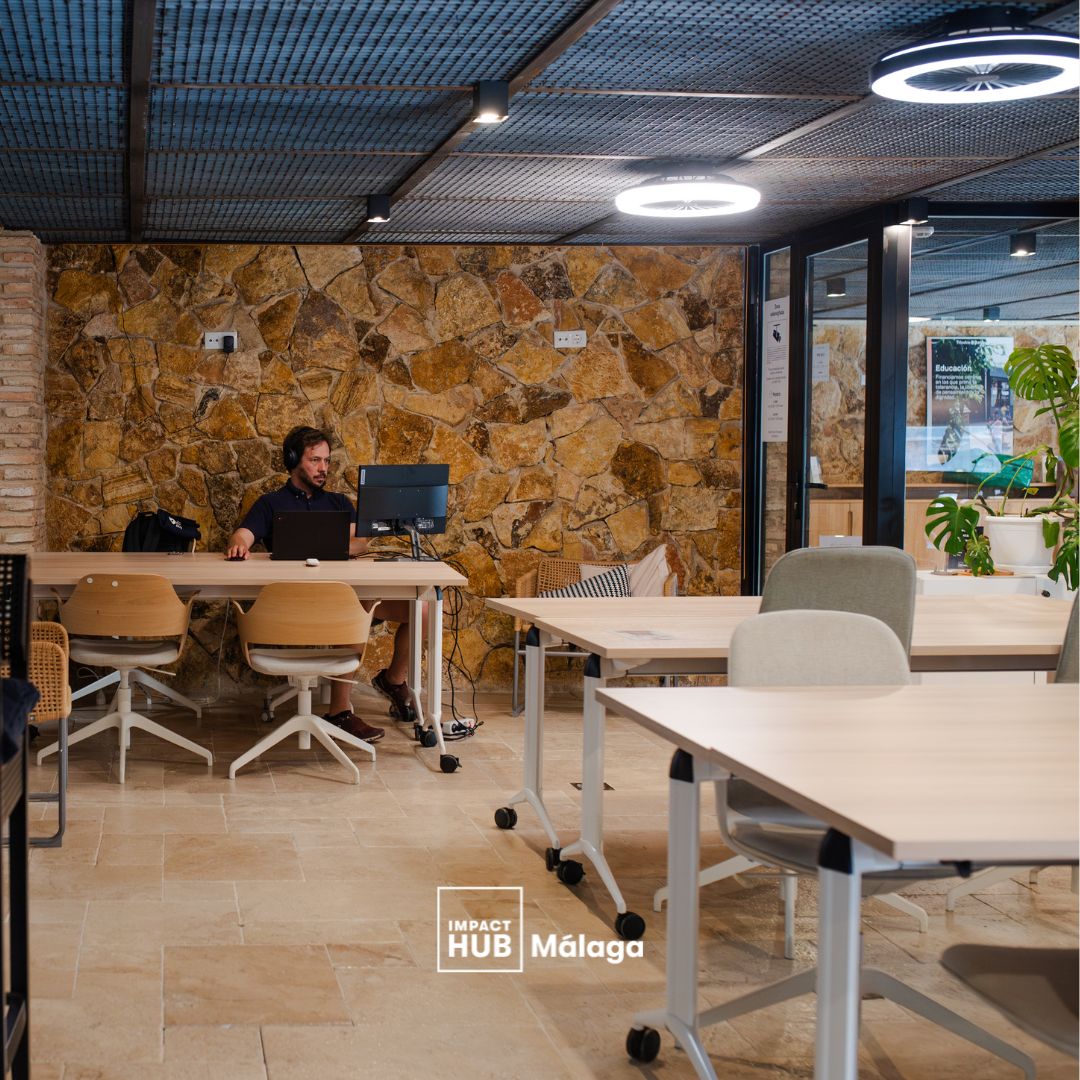 impacthub_mlg's tweet photo. Te invitamos a dar el paso y unirte a nuestro espacio de coworking en Impact Hub. 
👉🏼 Puestos Fijo
👉🏼 Puestos Flexibles
👉🏼 Oficina Virtual

📍Callejones del Perchel, 8
📲 Whatsapp +34 680 41 79 93
📧 Mail: malaga@impacthub.net
🕛 Horario de atención visitas L-V de 9:00h a 18:00h https://t.co/fQ2zZaRaBL