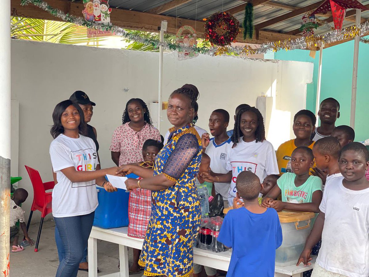agnes_ato's tweet photo. Extending love and support to these beautiful children at the Teshie Orphanage💙. 

Merry Christmas 🎄❤️!

#TGCTouchingLives’23
#LetLoveLead
#3y3OdoNkoaaaaaaaaaa https://t.co/c5bKNI41VC