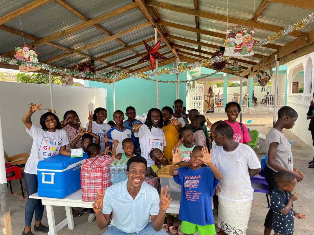 agnes_ato's tweet photo. Extending love and support to these beautiful children at the Teshie Orphanage💙. 

Merry Christmas 🎄❤️!

#TGCTouchingLives’23
#LetLoveLead
#3y3OdoNkoaaaaaaaaaa https://t.co/c5bKNI41VC