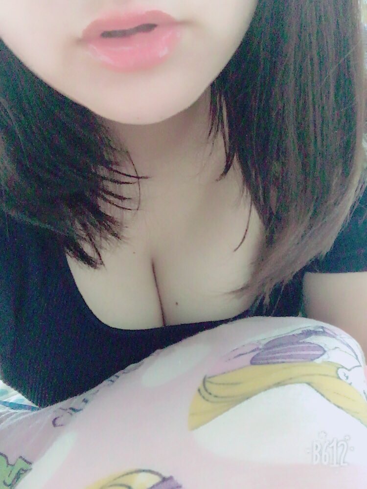 マン凸します❤️
欲しい人♡↻フォローお願いします！

ゲームしたり映画見ながら送るね

#マン凸
#裏アカ女子