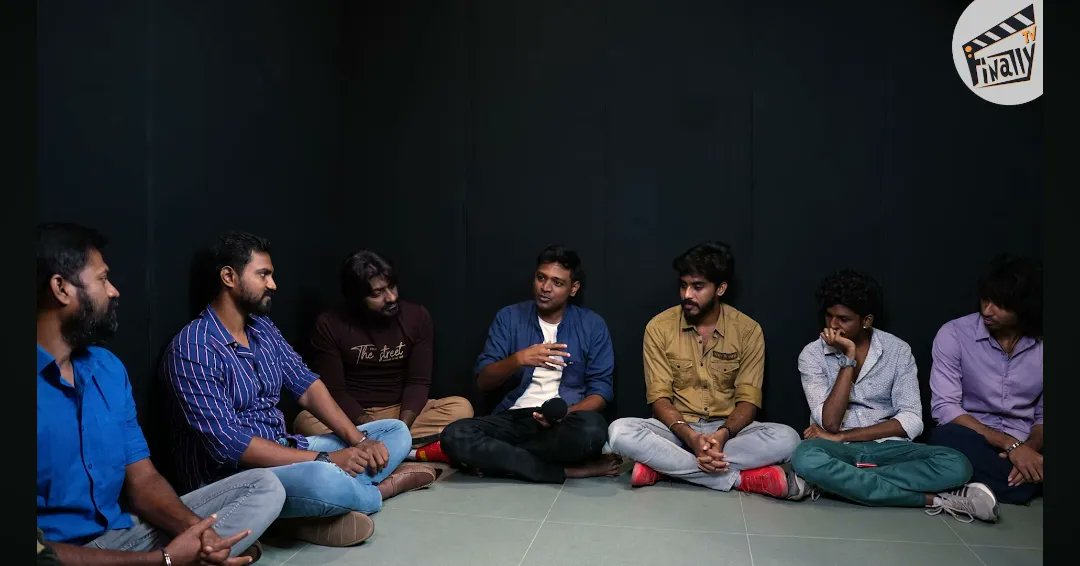 Raghul_1606's tweet photo. This is my first ever interview 🍂🖤❣️Had a super cool session about hardships of an aspiring actors to the life of FIGHT CLUB 🔥
Thank you @the_maathevan bro
@finally_pictures @finallytvoffl channel ✨🖤❣️Do watch it in theatres near you@Vijay_B_Kumar @reelgood_adi @Dir_Lokesh https://t.co/fUnn66oiFZ