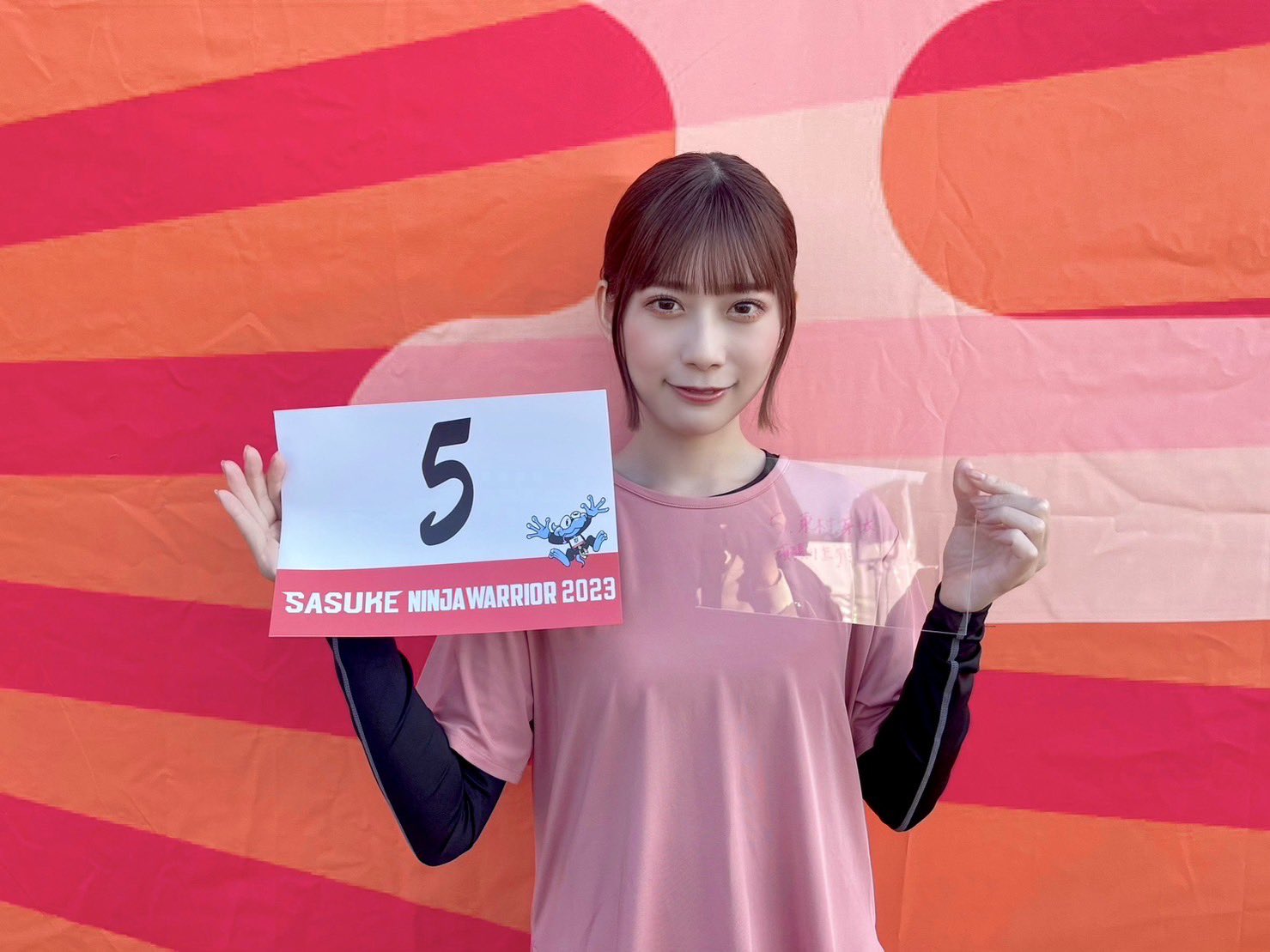 (更に再値下げ) 日向坂46 東村芽依　限定ポスター 日向坂46 東村芽依 特製両面B2ポスター - メルカリ