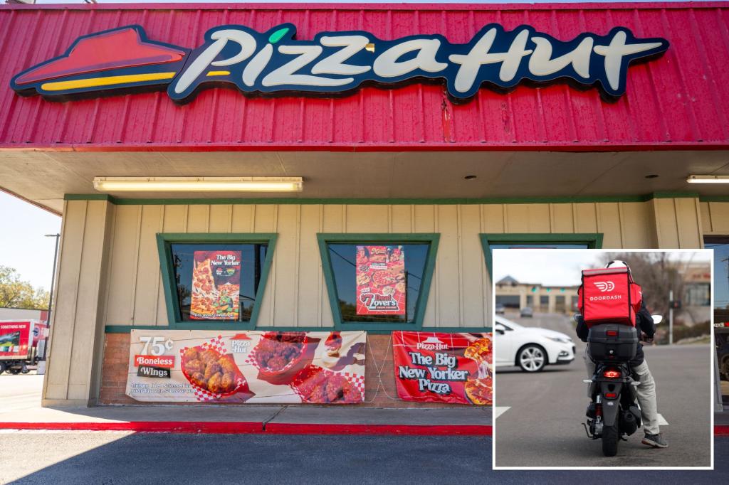 nypost's tweet image. California Pizza Hut franchises announce layoffs of delivery drivers before new $20 minimum wage: report trib.al/9vmXBDc