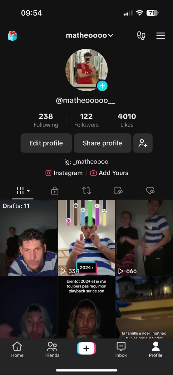 _matheoooo's tweet photo. pour mon anniversaire faites moi péter mon tiktok svp …
https://t.co/I23AzIwGgo https://t.co/NMZ26S2NQZ