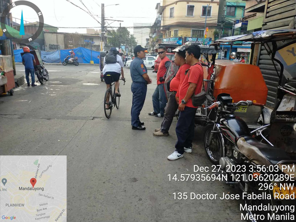 ps3_ireport's tweet photo. Eastern Police District
Mandaluyong CPS

Ugnayan/ Dialogue with FASTODA

On December 27, 2023 (Wednesday) at about 3:56PM, Station Community Affairs and Development Section personnel, under the supervision of PCPT JURANA B OLLAGING, Con. Chief, SCADS, conducted dialogue/ugnayan https://t.co/4iUeQJ4INy
