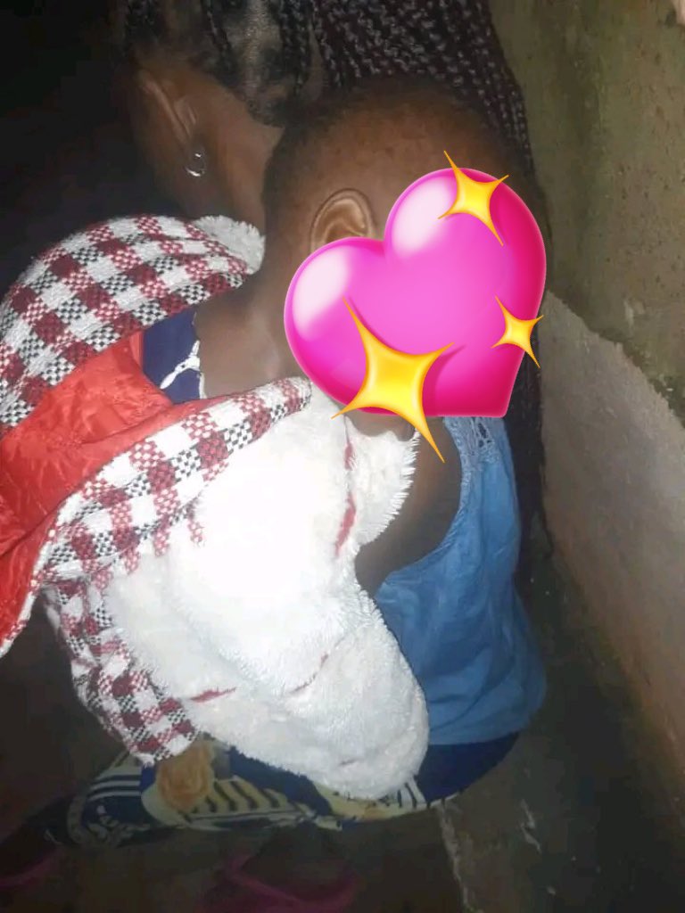 A Homeless Mother abandons her baby, leaves behind a note asking any Good Samaritan to help. Baby is at Busega police station. This is heart-wrenching. @PatienceArimpa