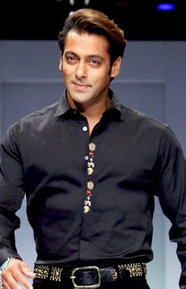 #HBDMegastarSalmanKhan
Hello friends today Bollywood king Salman Khan ki birthday hai happy birthday to you Salman sir.