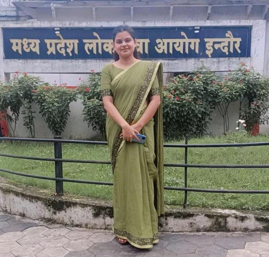 iampsb_in's tweet image. MPPSC परीक्षा 2019 के परीक्षा परिणाम में प्रथम स्थान प्राप्त कर विंध्य का गौरव बढ़ाने के लिए सतना की प्रिया पाठक को बहुत बहुत बधाई साथ ही परीक्षा में उत्तीर्ण होने वाले सभी अभ्यर्थियों एवं उनके अभिभावकों को बधाई एवं शुभकामनाये।
#mppscresult