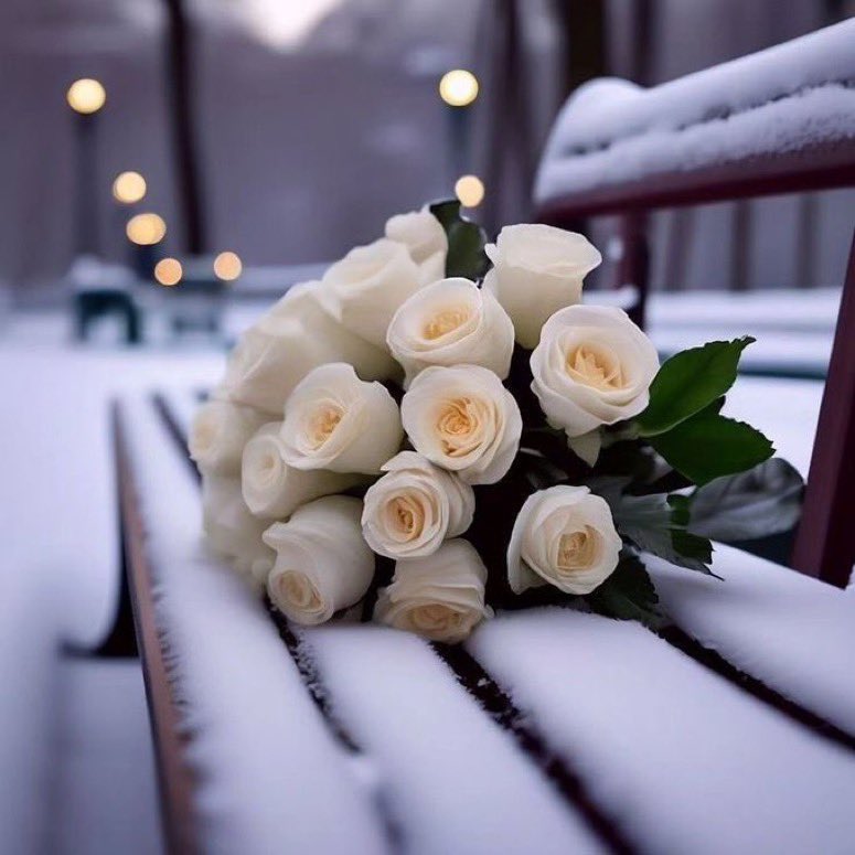 rh_r10's tweet photo. #صباح_الخير

فليشرق صباحنا حمداً بأن لنا رباً إذا غلقت الأبواب لايُغلق بابه، واذا انقطعت الأسباب جاء مِداده، واذا قست القلوب نزلت رحماته .. 

صباح الخير 🌹🌷 https://t.co/16ftdQ2Bj7