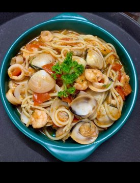 Astakkz100's tweet photo. ẩm thực mỳ ý hải sản- mỳ ý sốt kem Tam Quang, Quảng Nam  Hôm nay trời đẹp nên ở nhà trổ tài nấu nướng 1 xí  Mời anh chị em cùng thưởng thức  Chúc anh chị em hạnh phúc ấm áp bên gia gia đinh mình https://t.co/y0ZgVcxna8
