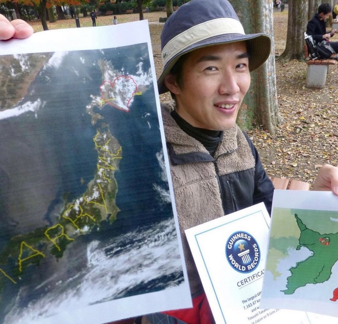 historyinmemes's tweet photo. In 2008, Yasushi Takahashi abandoned his girlfriend and quit his job to go on a 6-month journey throughout Japan, aiming to create a grand marriage proposal. Armed with a GPS, Yasushi traveled 7,163 km, predominantly on foot but occasionally utilizing a car, ferry, and bicycle.

Upon his return, he transferred the data to Google Maps, revealing the outcome as the words "marry me." This achievement has earned him a certification from Guinness World Records as the largest GPS drawing globally.
