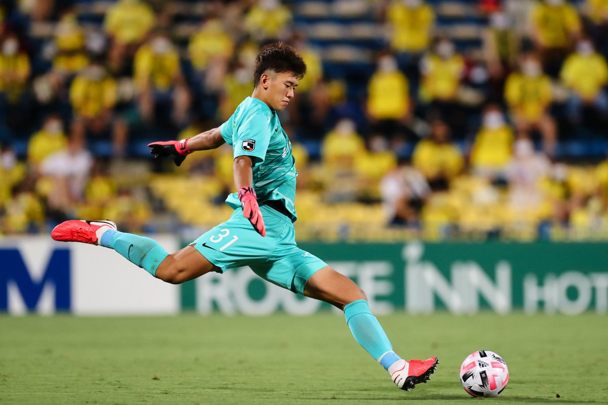 atlrs_official's tweet photo. 【お知らせ】#antlers

沖 悠哉選手が清水エスパルスへ完全移籍することになりました。#沖悠哉

「勝敗に関係なく、チームを常に叱咤激励してくれたサポーターの皆様には大変感謝しています」

がんばれ、沖！
https://t.co/OA3ZZ5rAKv https://t.co/JHehqV8AyN