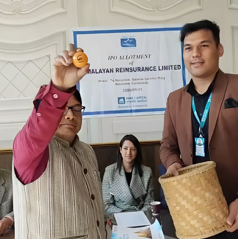 sharemandu's tweet photo. हिमालयन रिइन्स्योरेन्स लिमिटेडको आईपीओ बाँडफाँड सम्पन्न भएको छ ।

योग्य आवेदन :१५,६४,५६४

१० देखि ३० कित्तासम्म आवेदन दिनेले माग अनुसार कै शेयर पाएका छन् भने ३० कित्ता भन्दा माथिको लागि आवेदन दिनेलाई गोलाप्रथा माध्यमबाट शेयर बाँडफाँड गरिएको छ ।

#nepalreinsurance #sharemandu https://t.co/4tJsDiy0mr