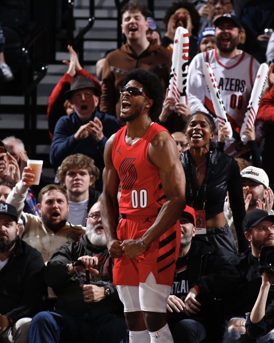 BLAZERS WIN!!
BLAZERS WIN!!