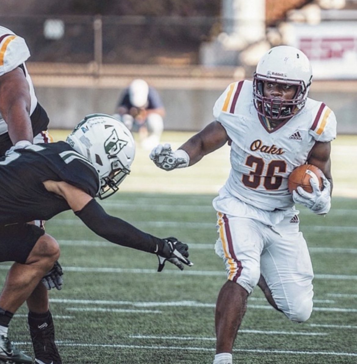 After a great conversation with <a href="/sando5656/">John Sandoval</a> I am blessed to have received an offer from Lincoln University! 
<a href="/CitrusFootball/">Citrus College Football</a> <a href="/Coach_Hayashi/">Brandon Hayashi 🇯🇵🇪🇬</a> <a href="/MaggioJake/">Jake Maggio</a> <a href="/KevinPuckettJr/">Kevin Puckett Jr</a> <a href="/shanevirnala/">Coach ShaneV</a>