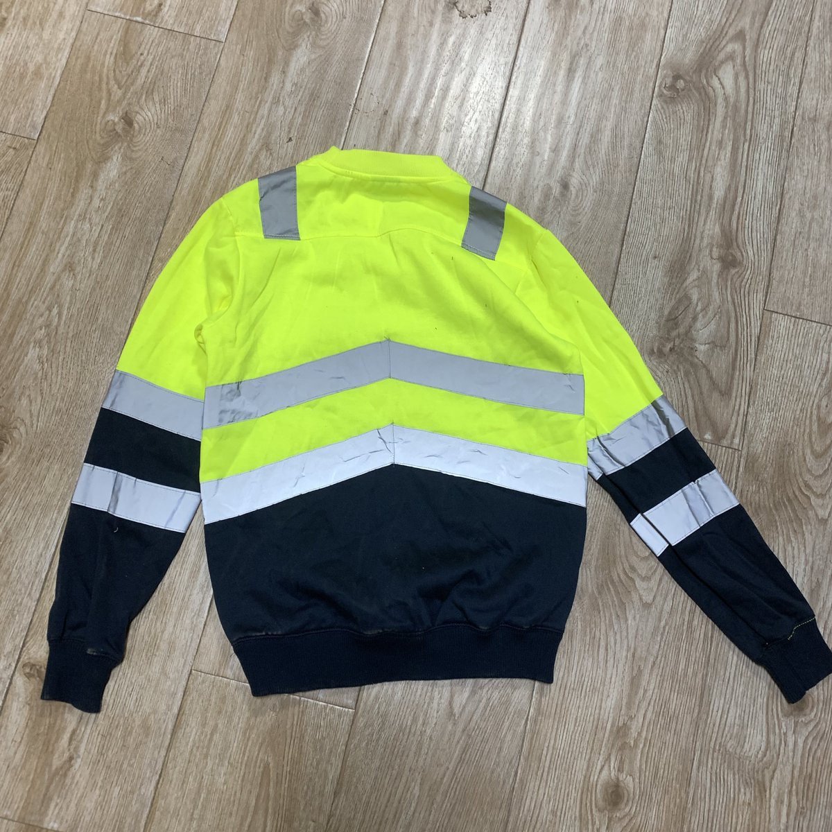 compassgar81552's tweet photo. 🔥Are you looking for a manufacturer? Please contact us .  
available in all sizes and colors.
Follow us for more updates.  
 📭lisa@compassgarment.com  
 #clothingfactory #clothingmanufacturers #workclothing  #reflectiveworkwear #workwear  #fyp https://t.co/xKjJI3AOrd