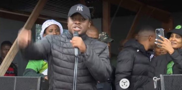 ChrisExcel102i's tweet photo. Bonginkosi “Education” Khanyile joins the MK Party

I hope he does not ruin his political aspirations by focusing too much on positions

He can focus on working for the party https://t.co/iAzF0pjt3J