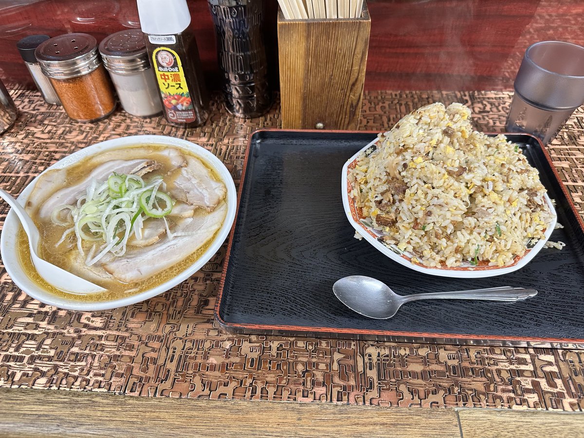 lbx_md's tweet photo. すするで紹介してた、食い切れるわけないラーメン屋行ってきた https://t.co/HXXvfldxHJ