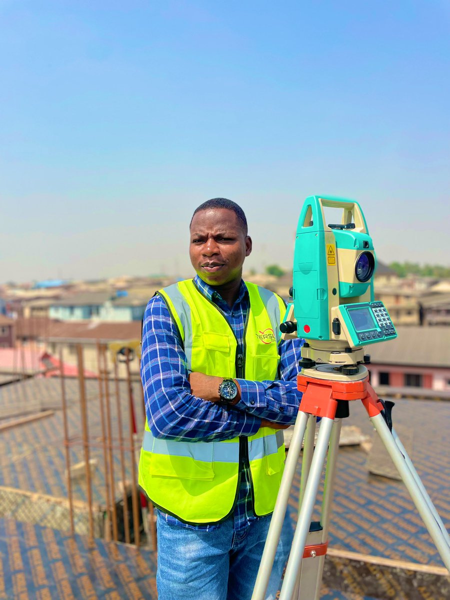 Iambenclement's tweet photo. Another day in the Office 
#AIZE 
#Surveying 
#Construction 🚧 
#Highrise
#Luxryliving https://t.co/7UIE6vPSep