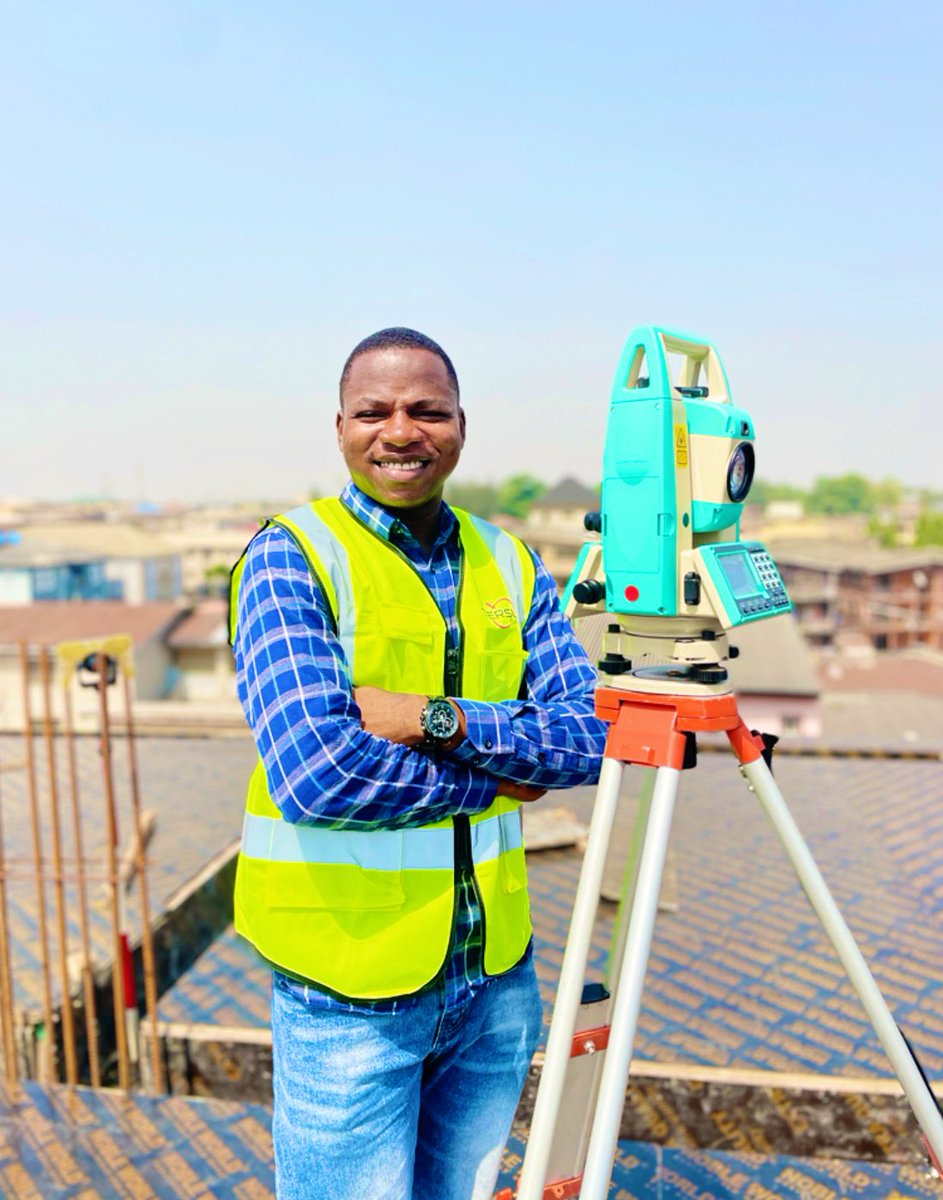 Iambenclement's tweet photo. Another day in the Office 
#AIZE 
#Surveying 
#Construction 🚧 
#Highrise
#Luxryliving https://t.co/7UIE6vPSep