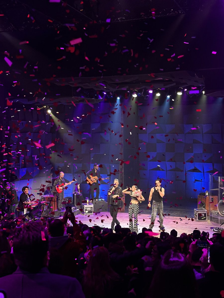 sietevecesadios's tweet photo. ¡Que gran noche vivimos hoy! Gracias por acompañarnos ❤️‍🩹.

Mañana escribiremos una nueva historia. #sietevecesadiós https://t.co/I3KNqR6XSk