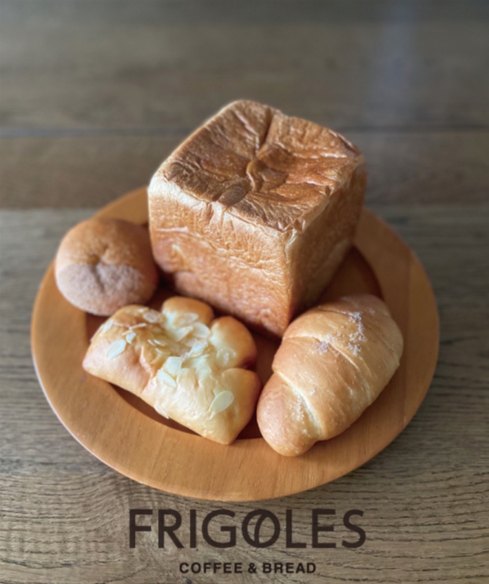 kurashito_'s tweet photo. ＼2023年12月 NEW OPEN情報 公開👏！／

・45 COFFEE ROASTERY
・FRIGOLES COFFEE &amp; BREAD
・ambassador:
・Girafe Park Town

ご紹介させていただきありがとうございました～！

@tyag_tyag

#仙台新店 #仙台カフェ

https://t.co/amYjRtzrbk https://t.co/6n8vCZvD0t