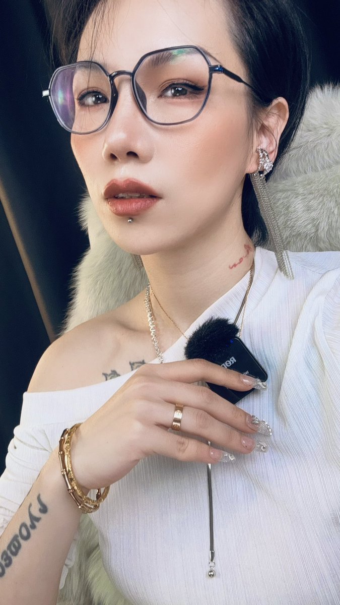 ada嘿嘿嘿 tweet media