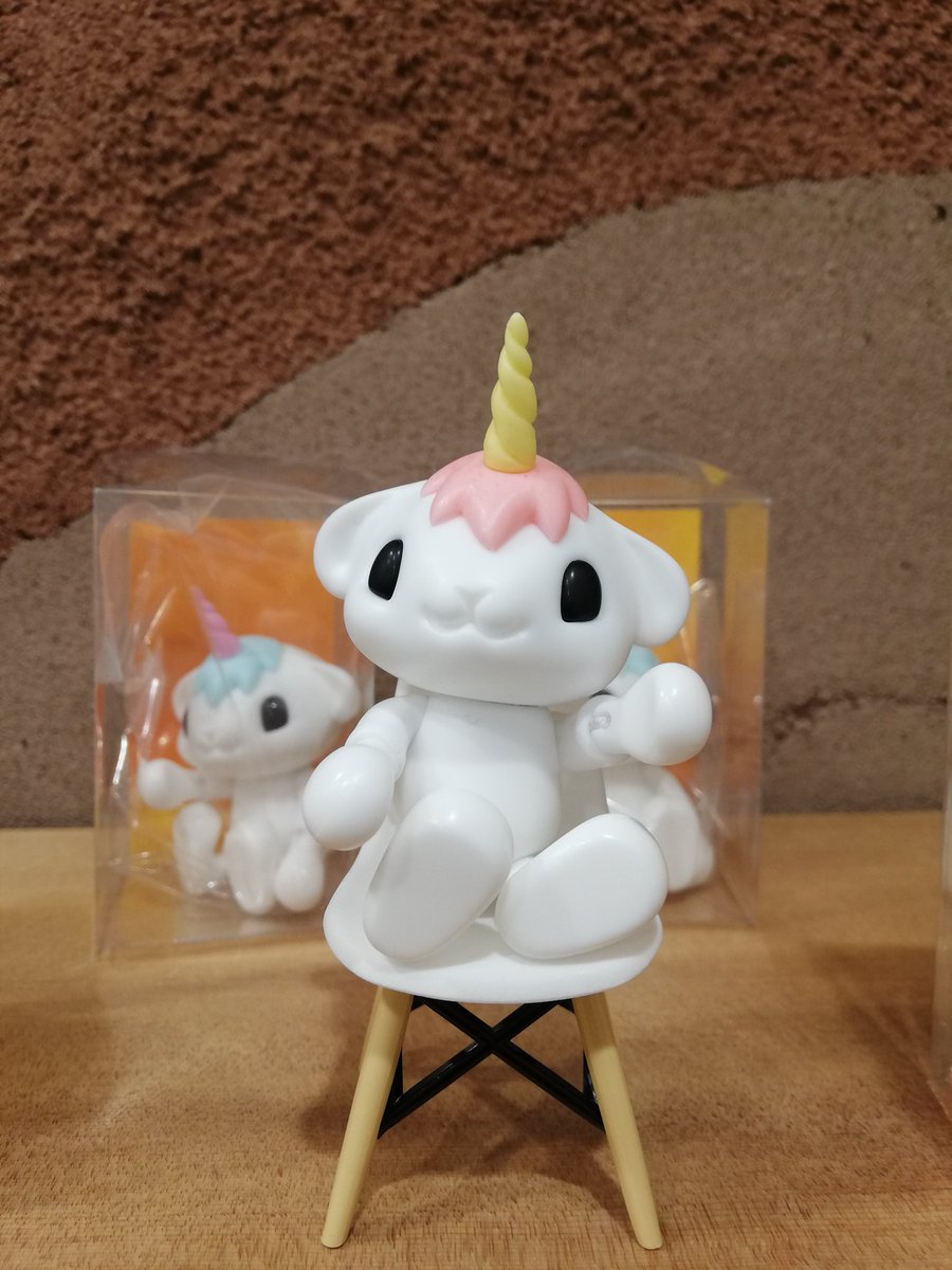 okametzino09's tweet photo. #モンスターファクトリー さんの個展へ行って来ました!
可愛い世界でした♥♥♥
皆さんぜひご覧になってください✨
ギャラリーの方も優しくてお世話になりました🙇♀️
お目当てのピンクのニャアニャお迎え♥
お帽子売ってて嬉しかった!
めっちゃ可愛いよぅ♥️♥️♥️
大切にします😊
#T_BASE #ソフビ https://t.co/xReN4pm4Rt