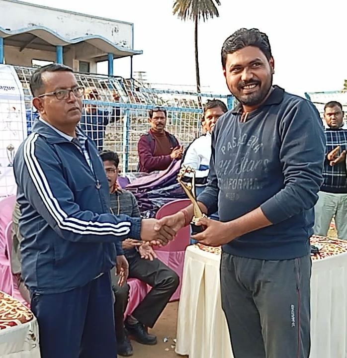 mmplofficial's tweet photo. MMPL ANNUAL INTER DEPARTMENTAL CRICKET TOURNAMENT 2023

Season 3, Held at Ranigunj 

Winner - Casual Comebackers
Runners Up - HO Warriors

#MMPL #MaheshwariMining #AnnualCricketTournament #Mining https://t.co/Vtae7LQC1E