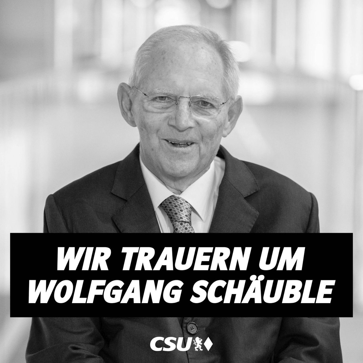 Die CSU trauert um Wolfgang #Schäuble, der gestern im Alter von 81 Jahren verstorben ist. Seit 1972 gehörte er dem Bundestag an und hat sich unter anderem als Bundesinnenminister, Vorsitzender der CDU/CSU-Bundestagsfraktion, CDU-Vorsitzender und Bundestagspräsident große