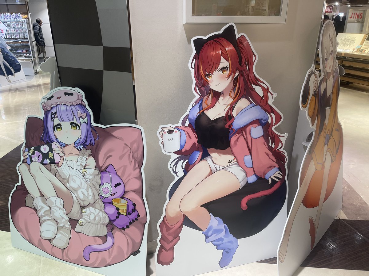 maouiroha's tweet photo. 秋葉最高だった！　無限にお金が���けるね！ https://t.co/MAmrKZrZ6N